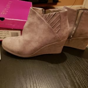 Rampage grey ankle boots 8.5